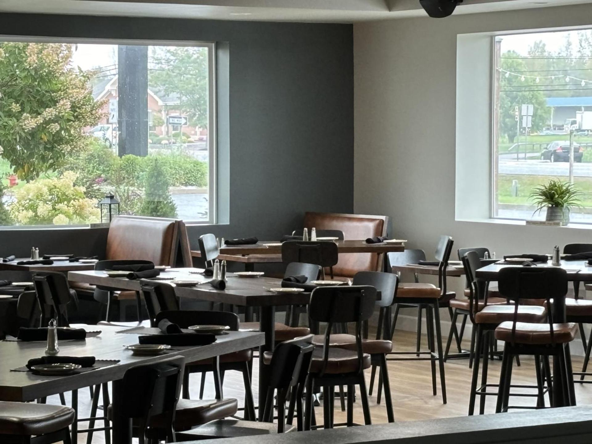 The Lux Hotel & Conference Center, Ascend Hotel Collection Waterloo Bagian luar foto